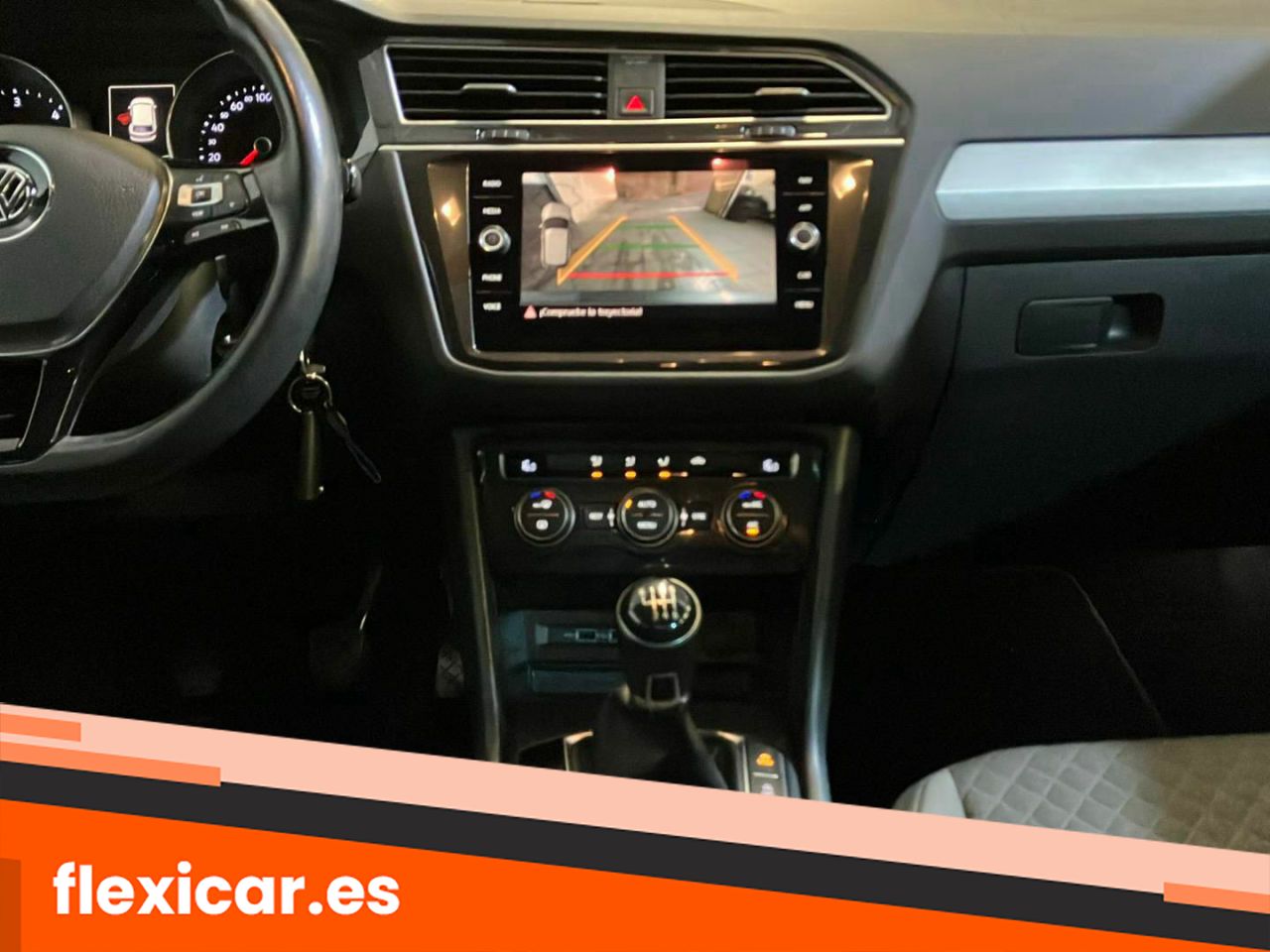 Foto Volkswagen Tiguan 16