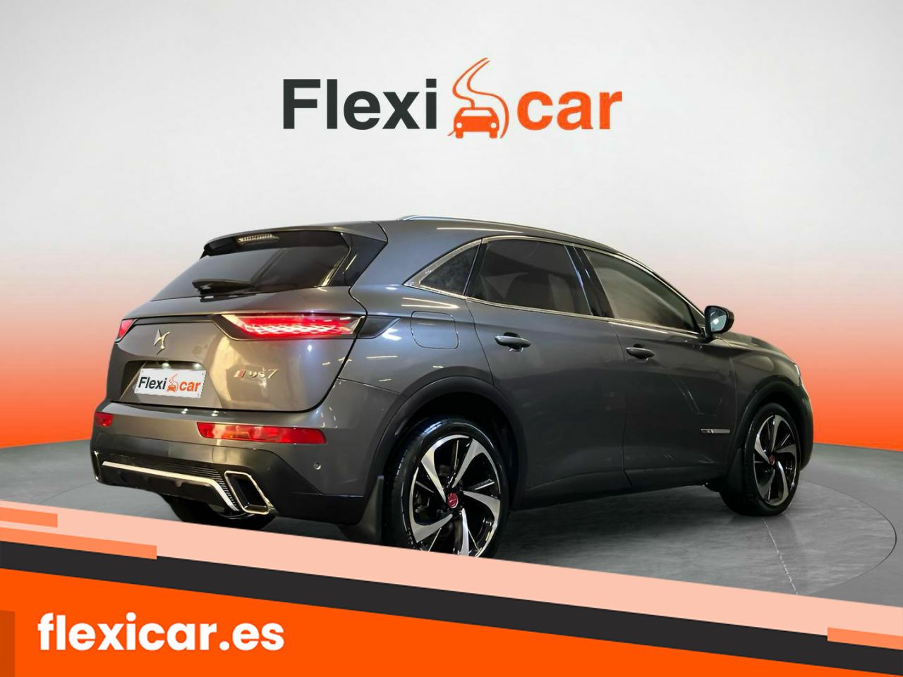 Foto DS Automobiles DS 7 7