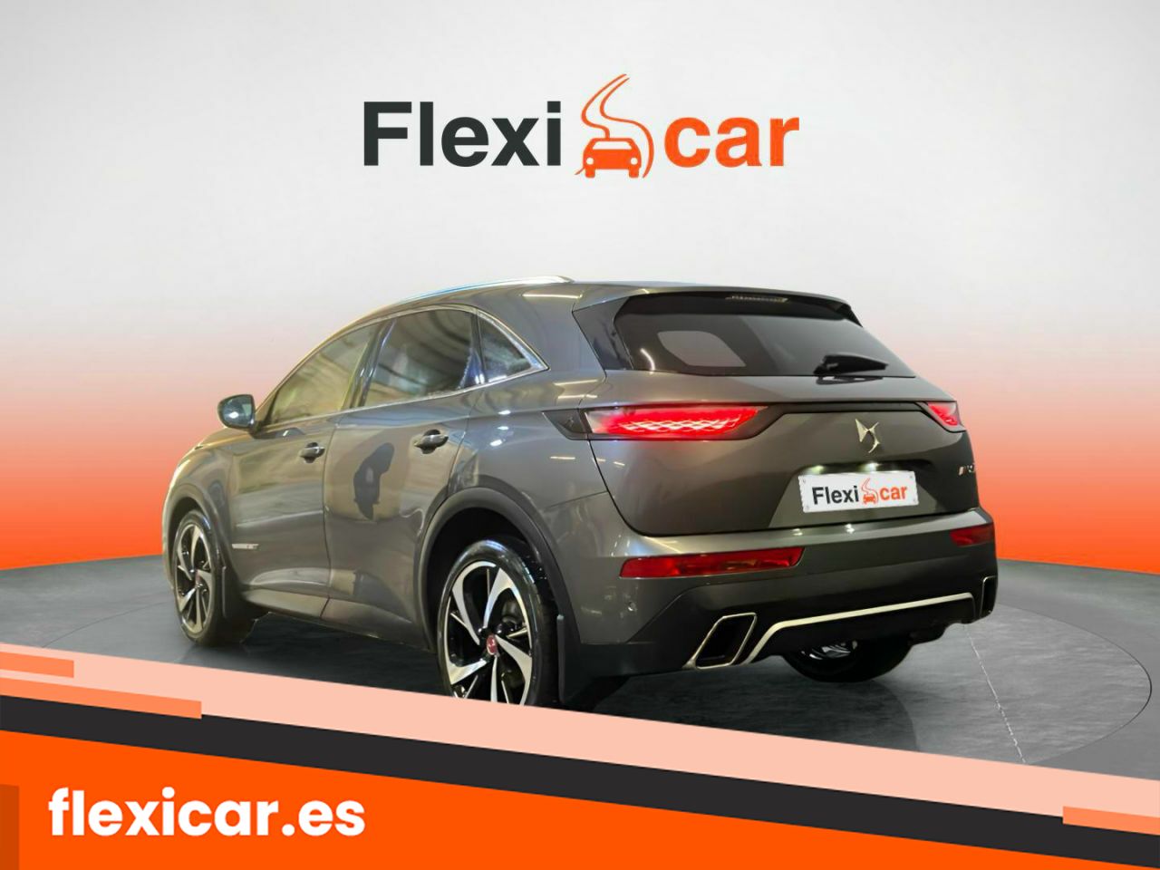 Foto DS Automobiles DS 7 9