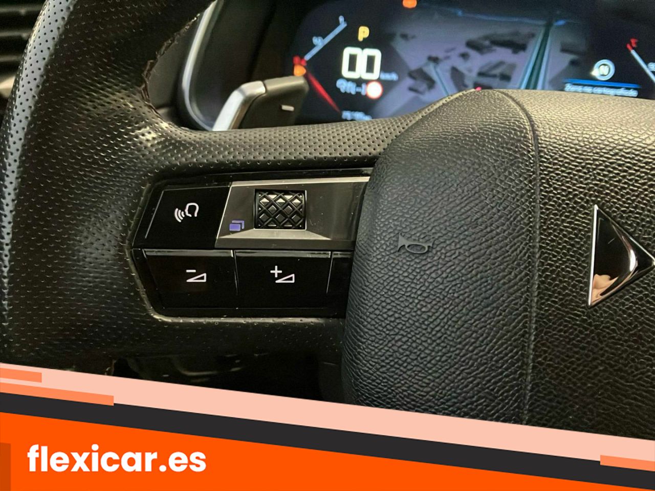 Foto DS Automobiles DS 7 18