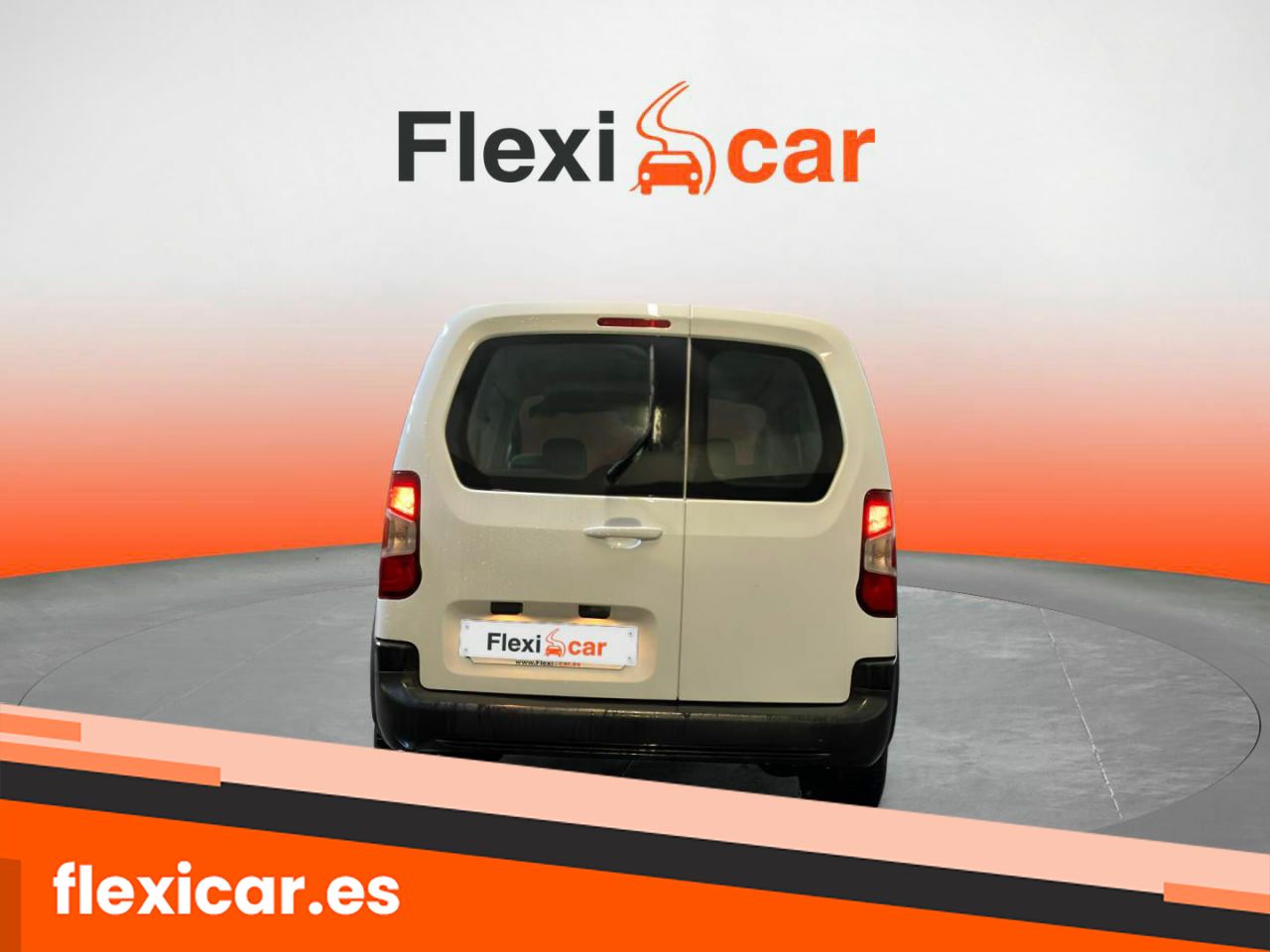 Foto Peugeot Rifter 8