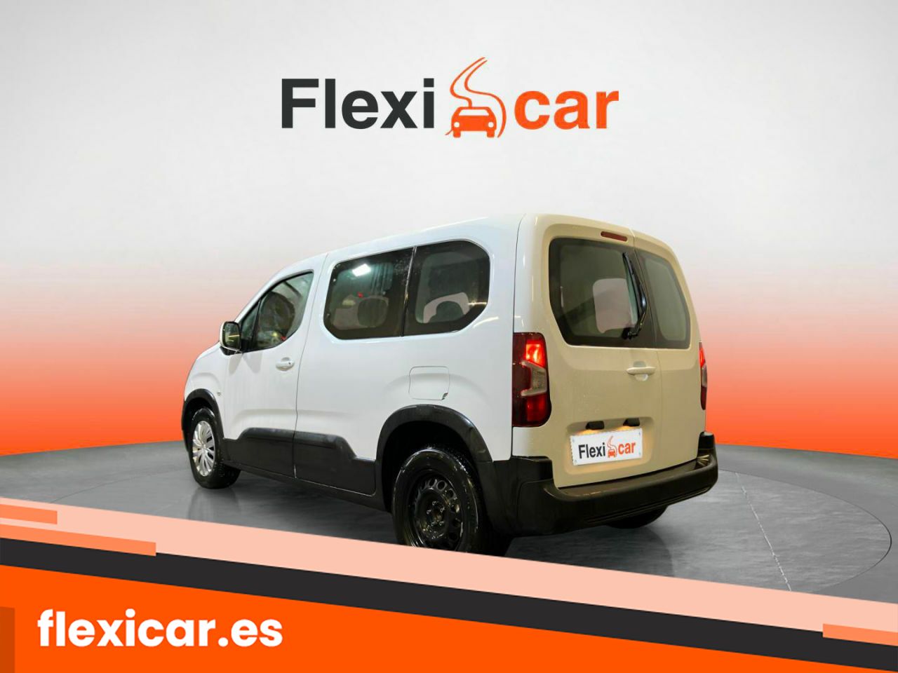 Foto Peugeot Rifter 9