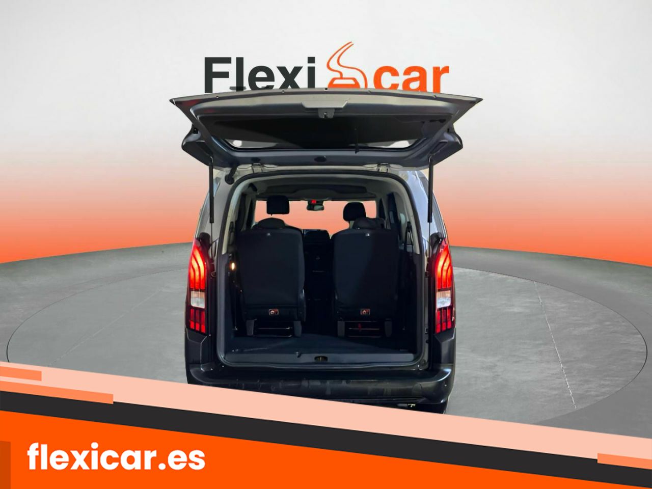 Foto Peugeot Rifter 10