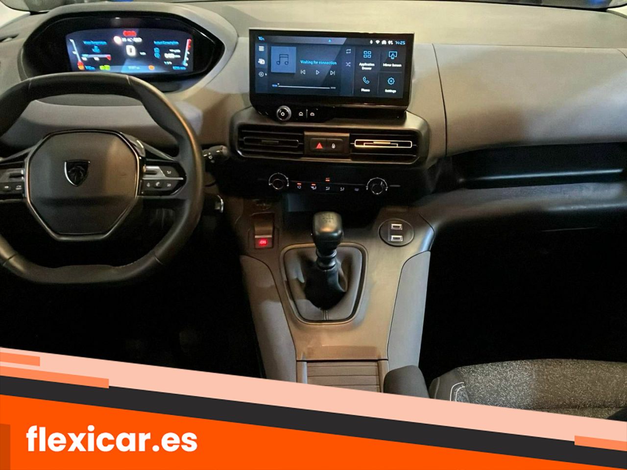 Foto Peugeot Rifter 11