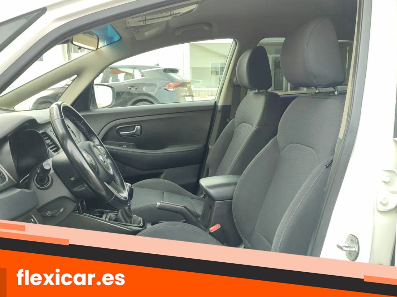 Foto Kia Carens 19