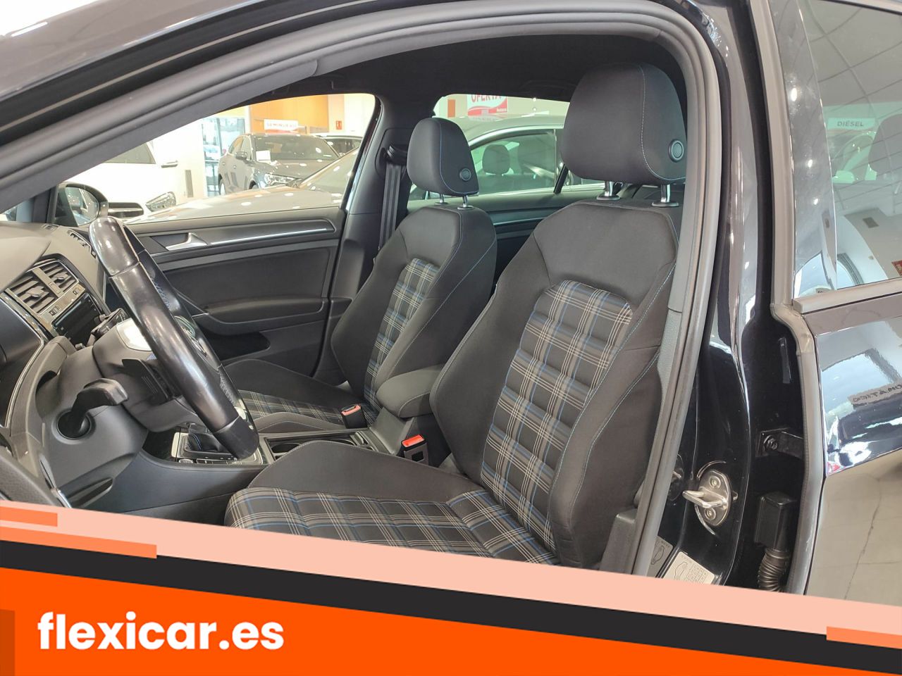 Foto Volkswagen Golf 23
