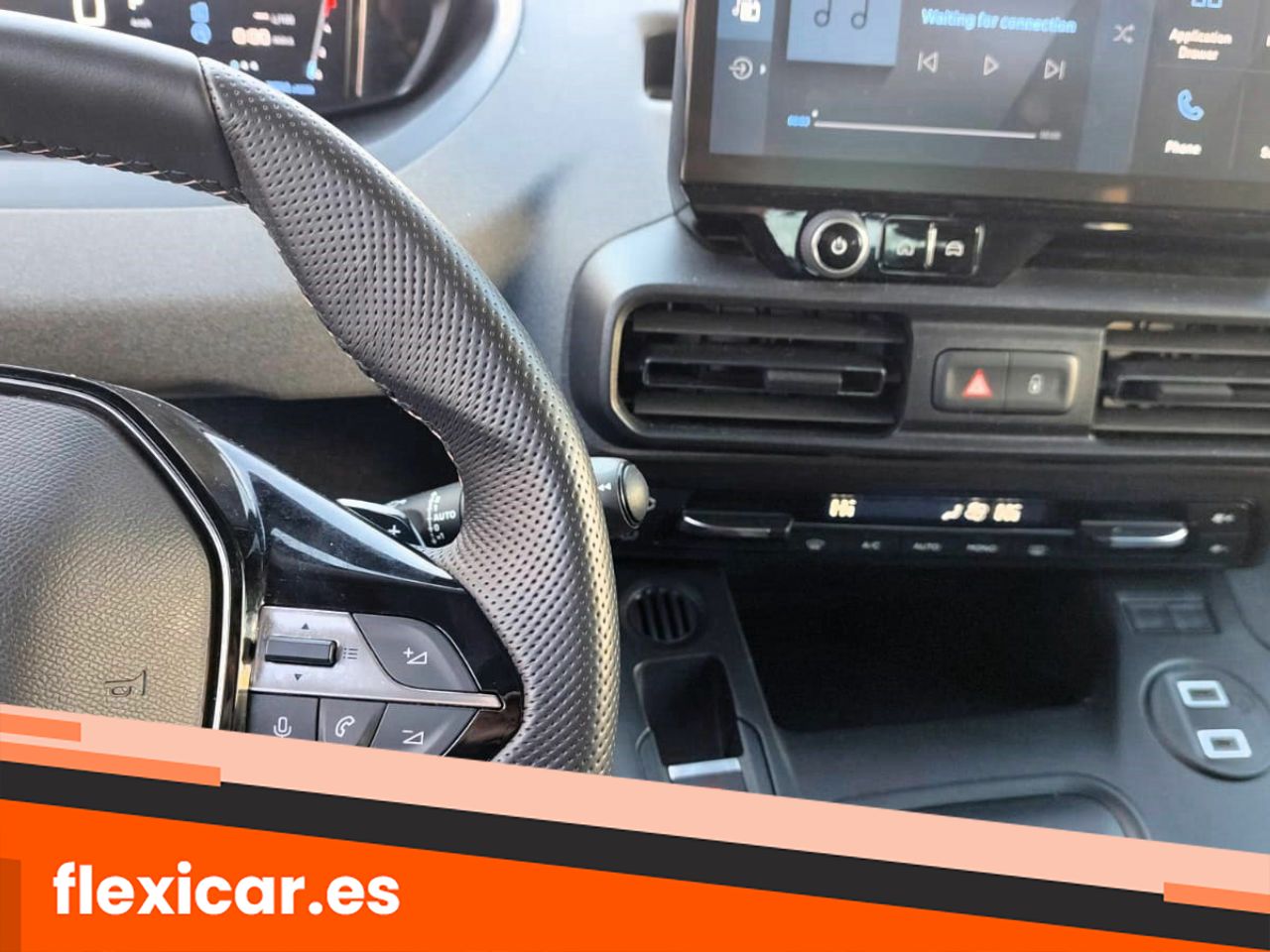 Foto Peugeot Rifter 12