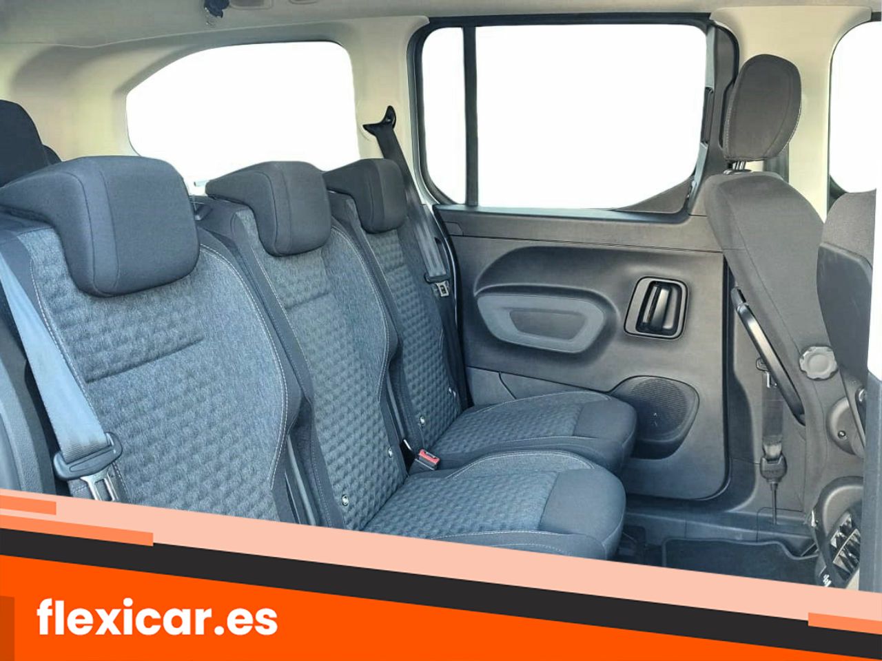 Foto Peugeot Rifter 19