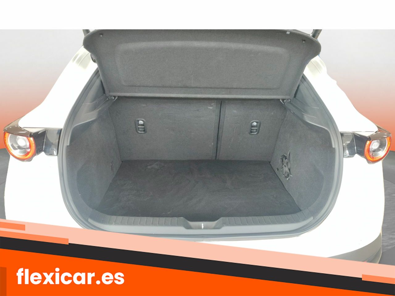 Foto Mazda CX-30 7
