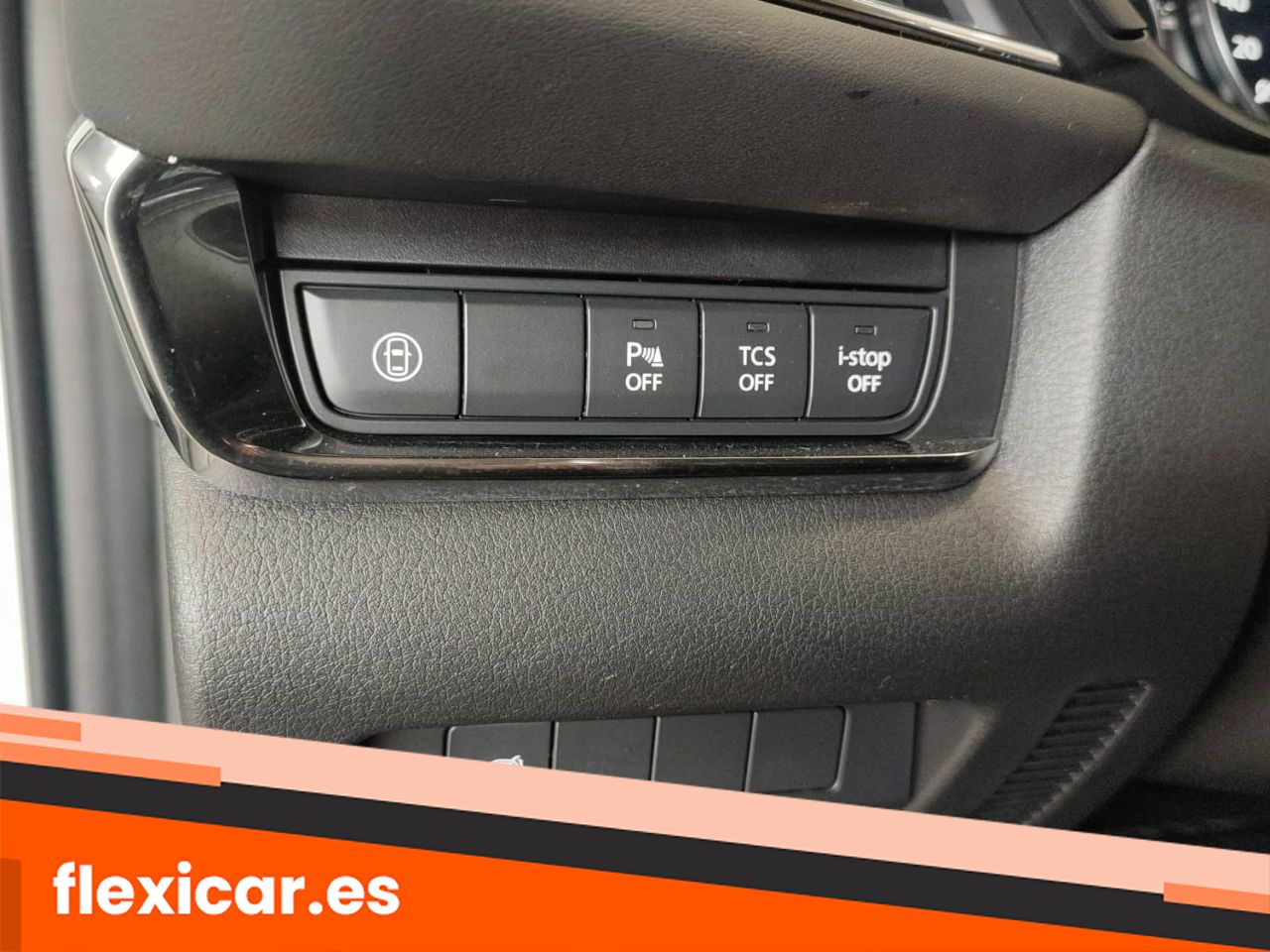 Foto Mazda CX-30 10