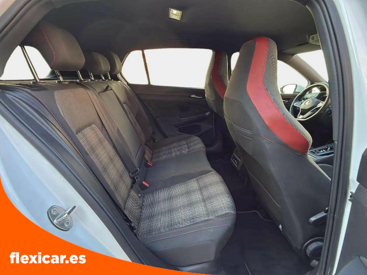 Foto Volkswagen Golf 16