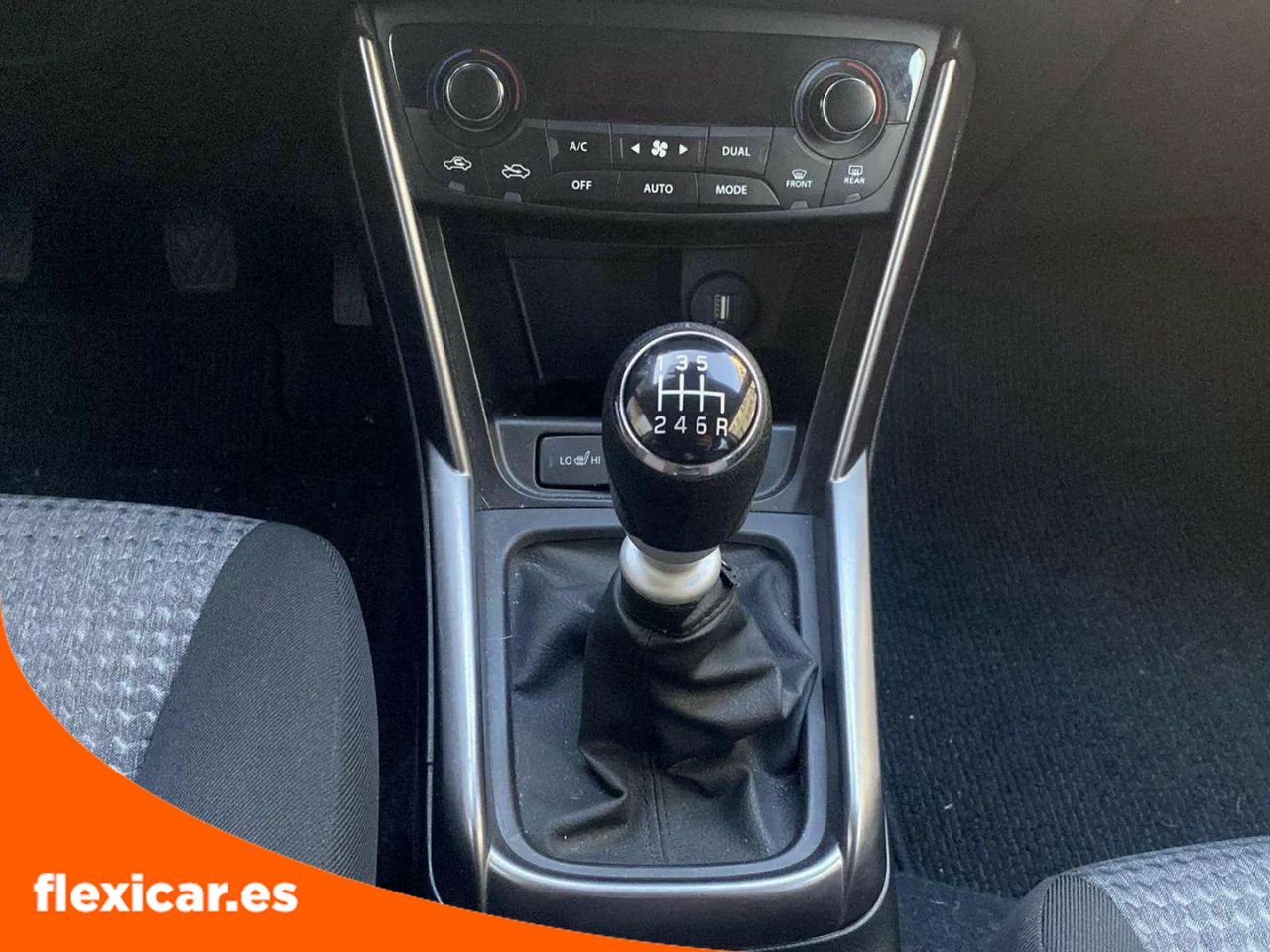 Foto Suzuki S-Cross 10