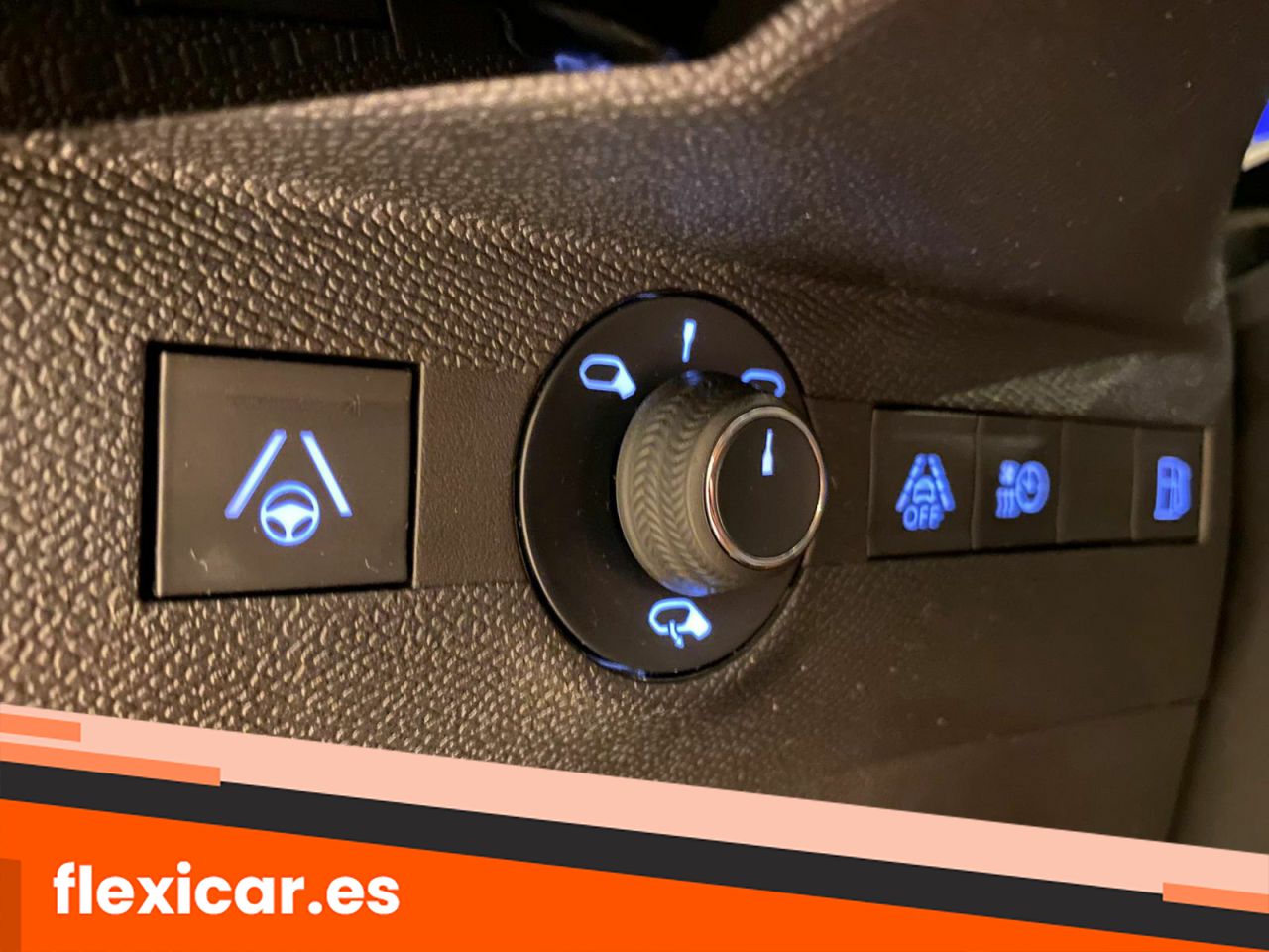 Foto DS Automobiles DS 7 25