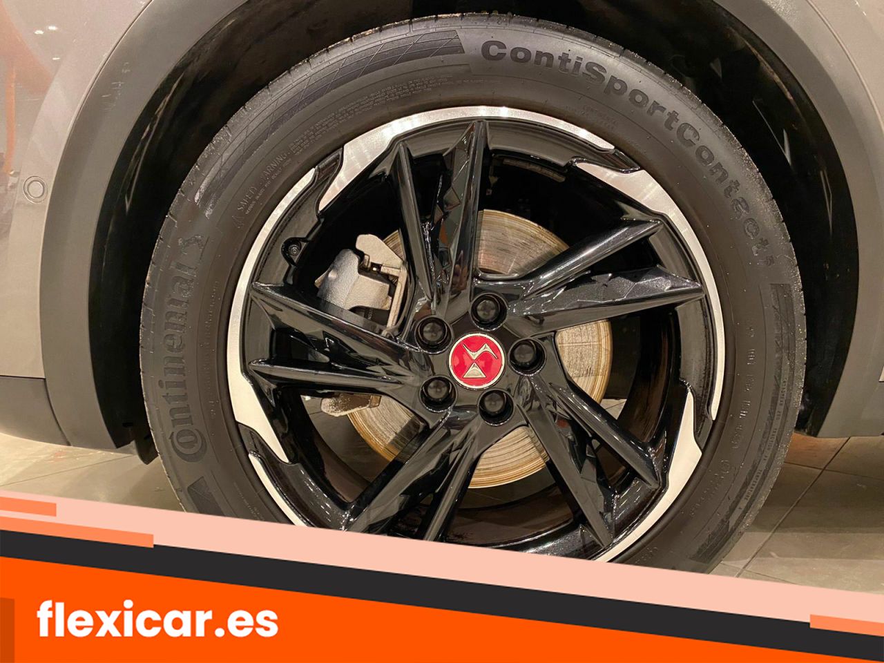 Foto DS Automobiles DS 7 31