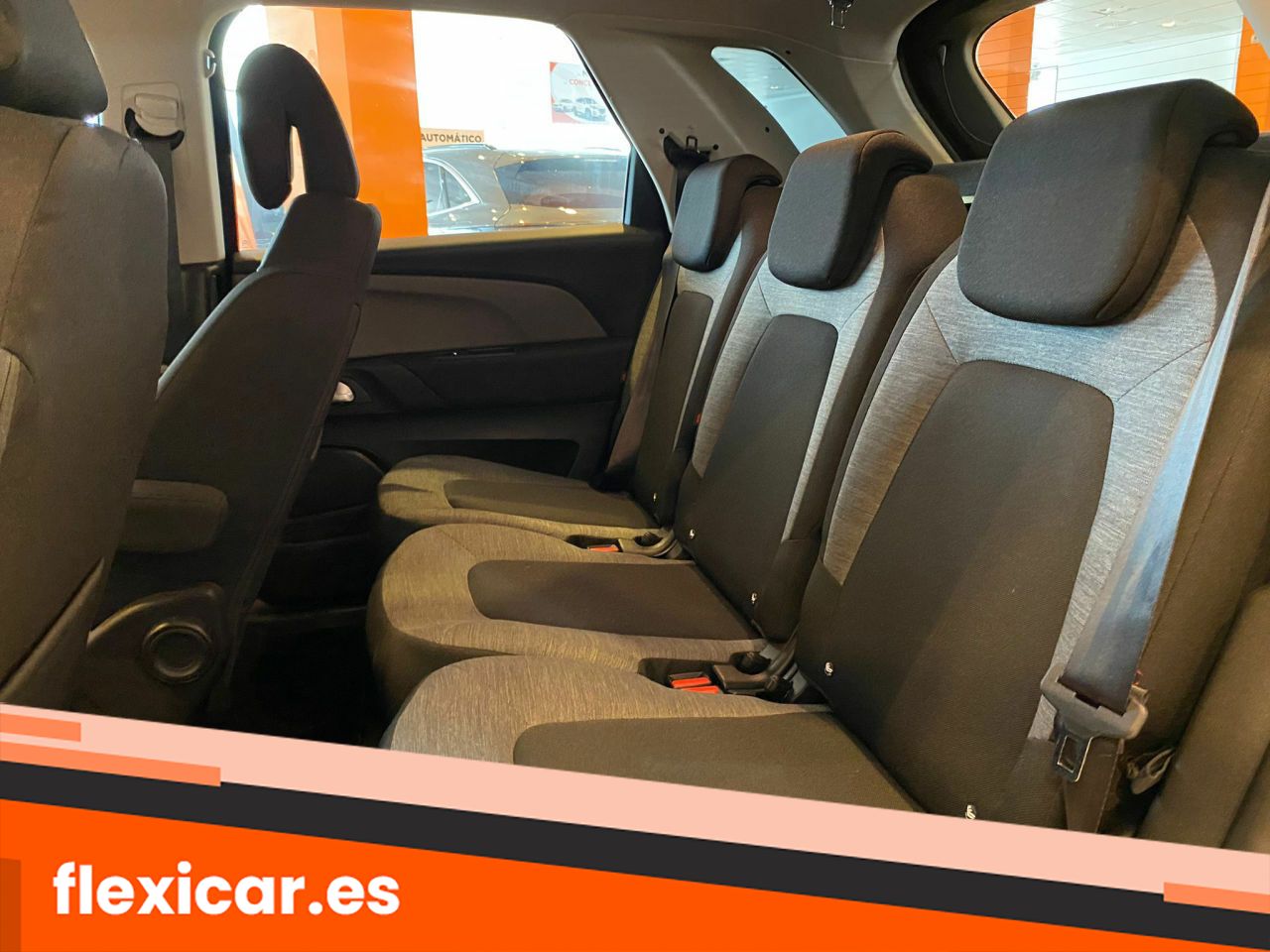 Foto Citroën C4 Picasso 30
