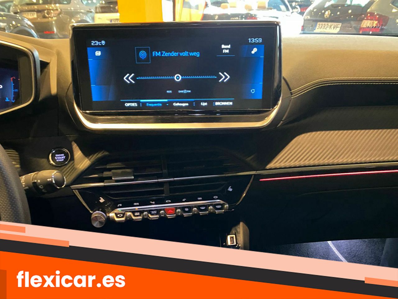 Foto Peugeot 2008 29