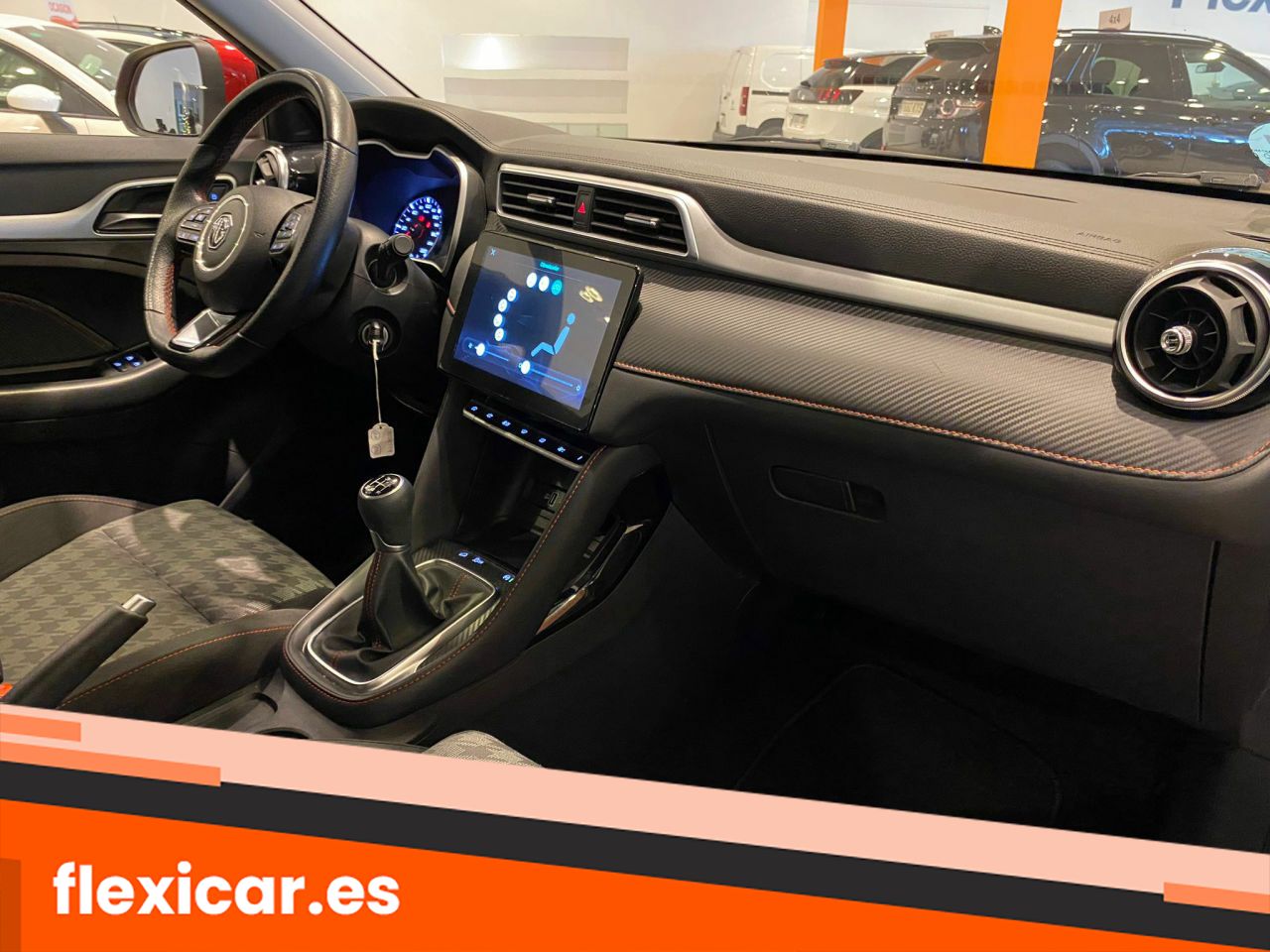 Foto MG ZS 32