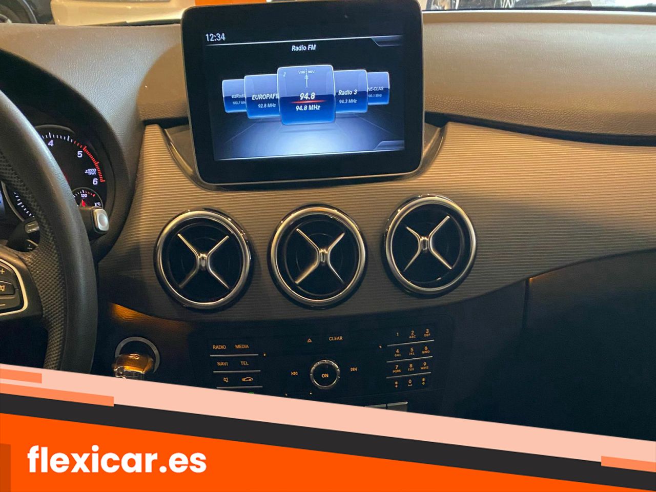 Foto Mercedes-Benz Clase B 23
