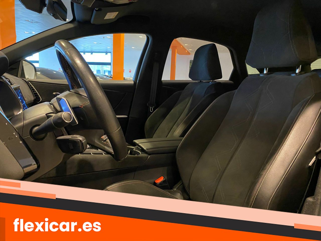 Foto DS Automobiles DS 7 10
