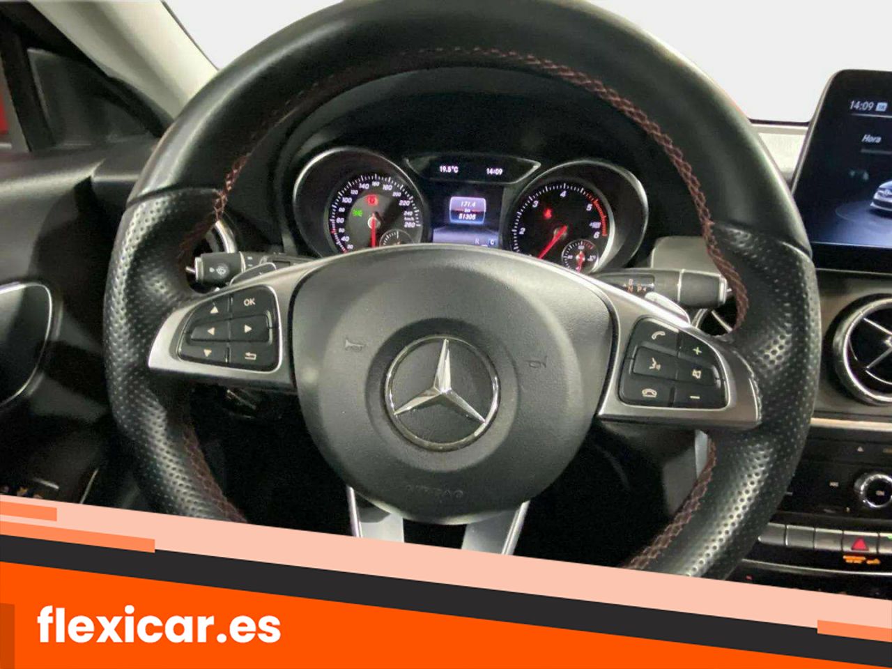Foto Mercedes-Benz Clase CLA 10
