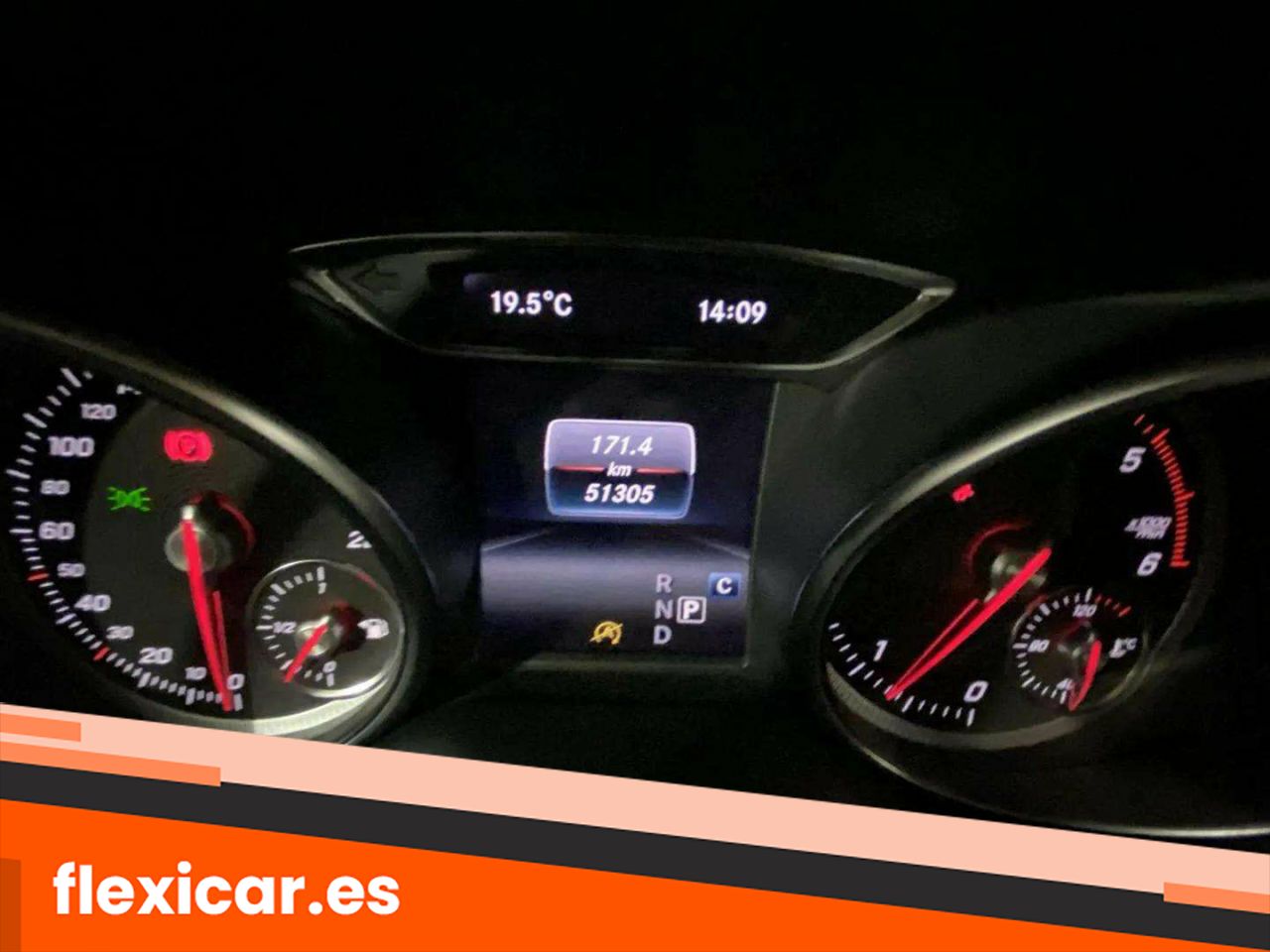 Foto Mercedes-Benz Clase CLA 13