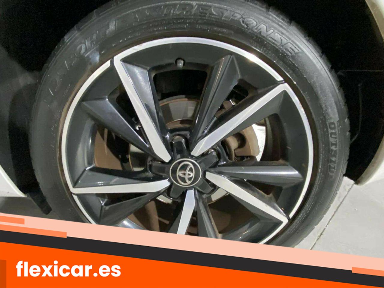 Foto Toyota Auris 21