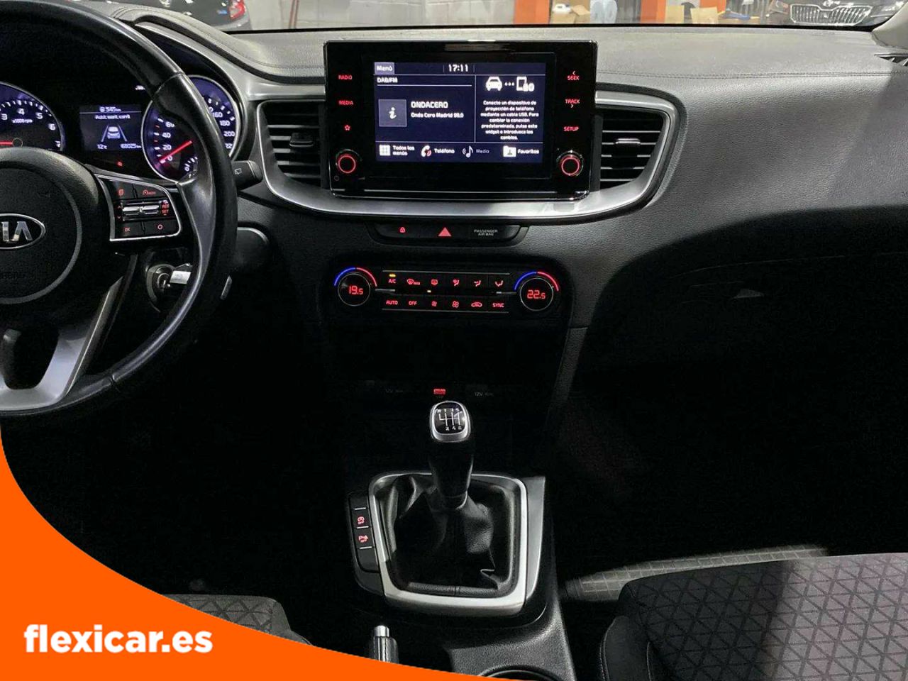 Foto Kia XCeed 27