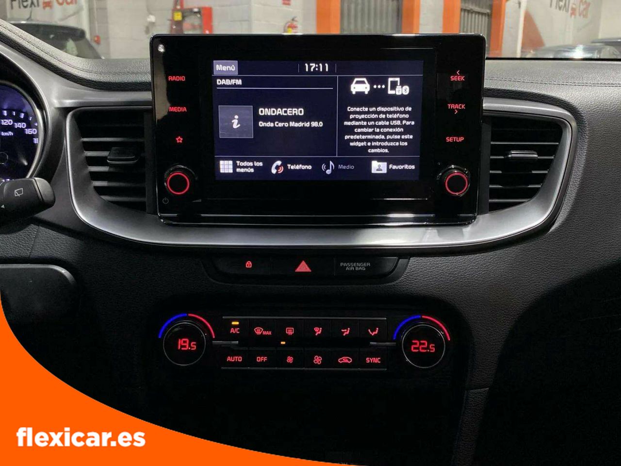 Foto Kia XCeed 28