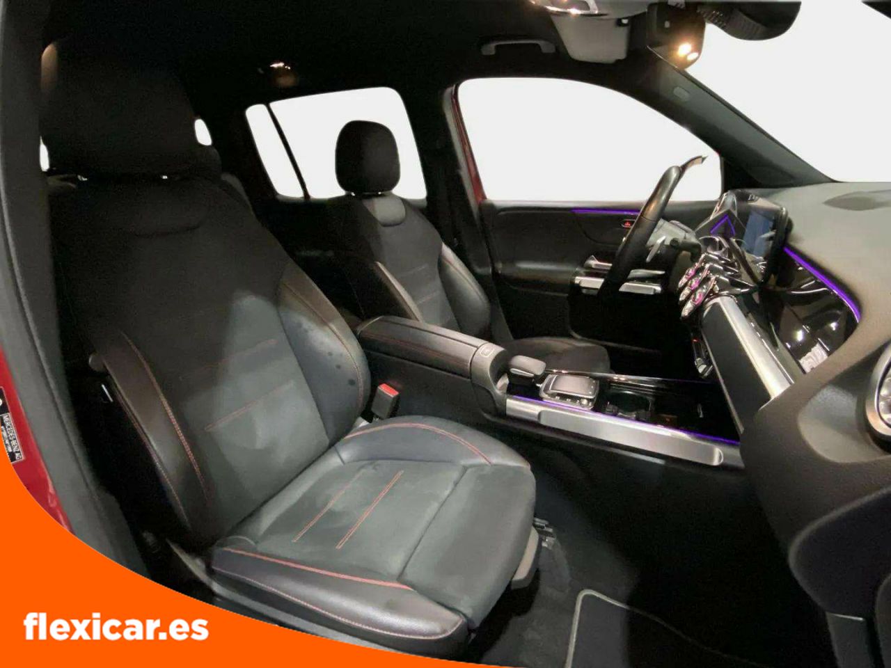 Foto Mercedes-Benz Clase GLB 13