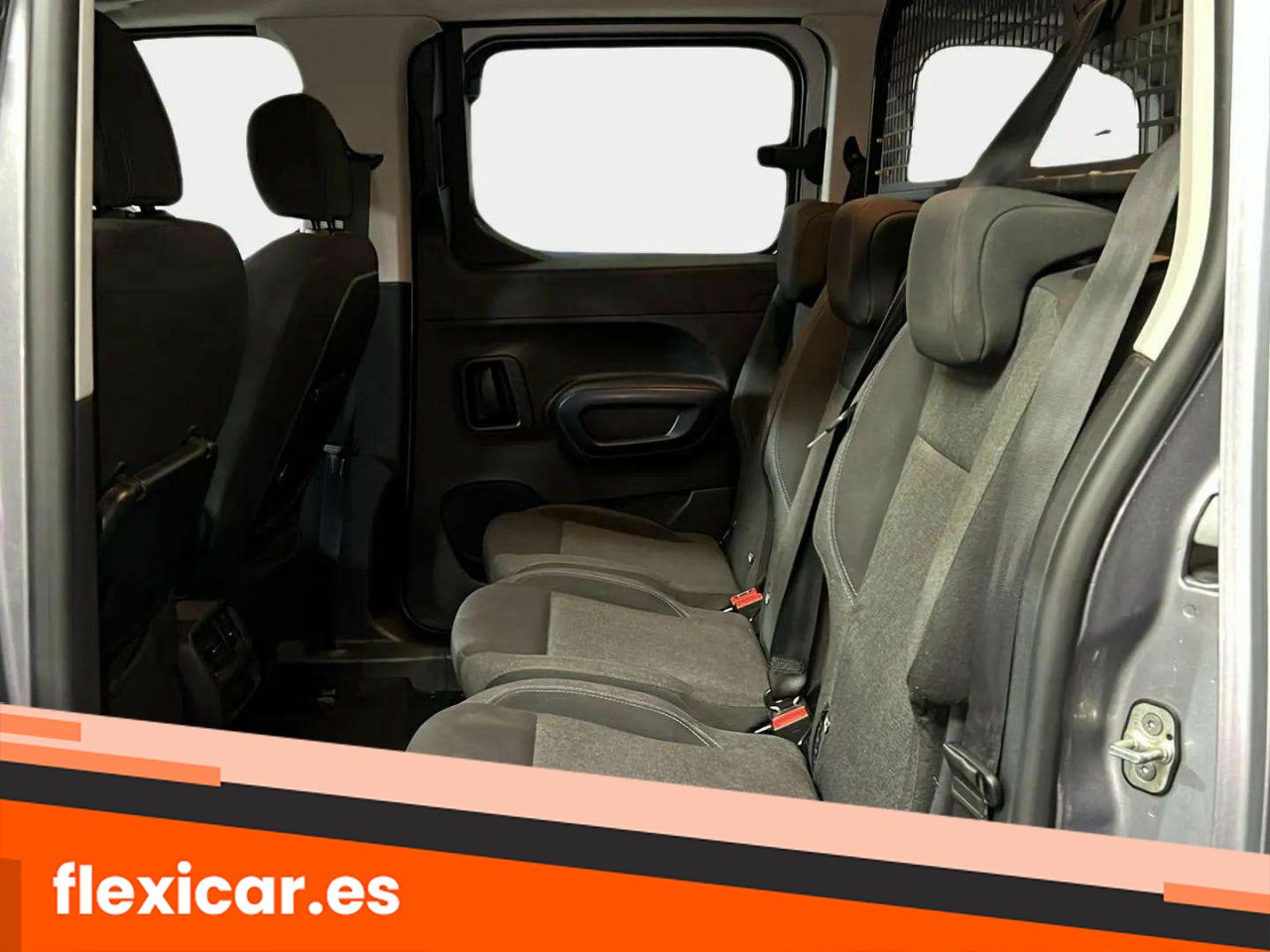 Foto Peugeot Rifter 12