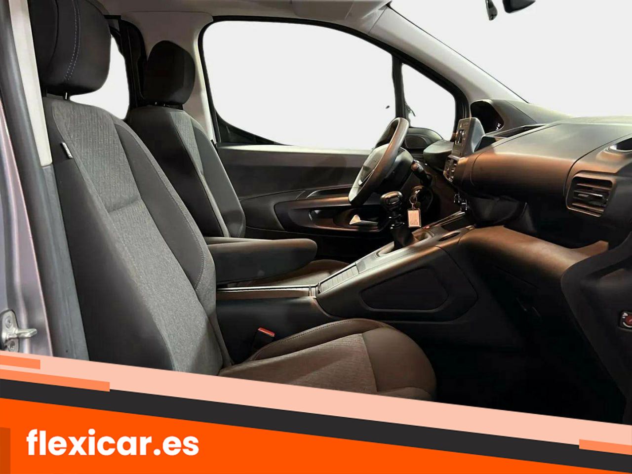 Foto Peugeot Rifter 13