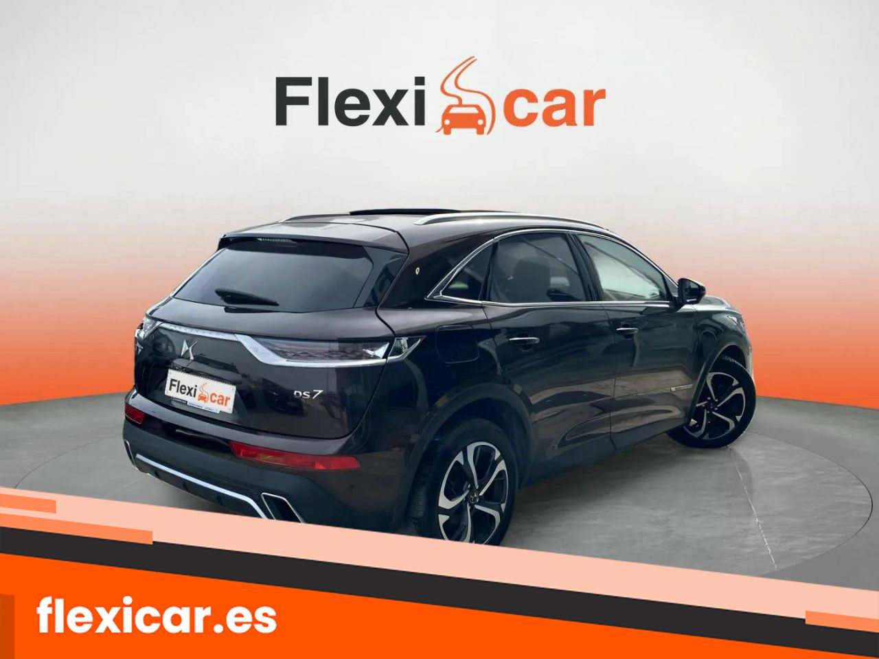 Foto DS Automobiles DS 7 8