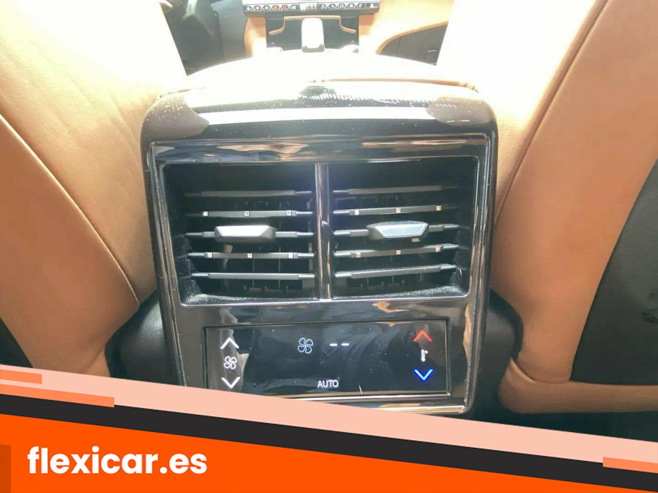 Foto DS Automobiles DS 7 22
