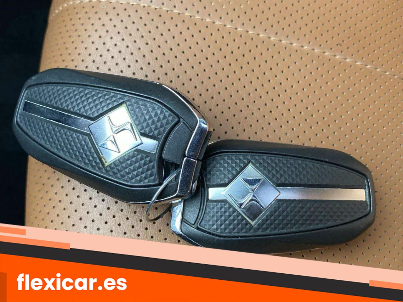 Foto DS Automobiles DS 7 23