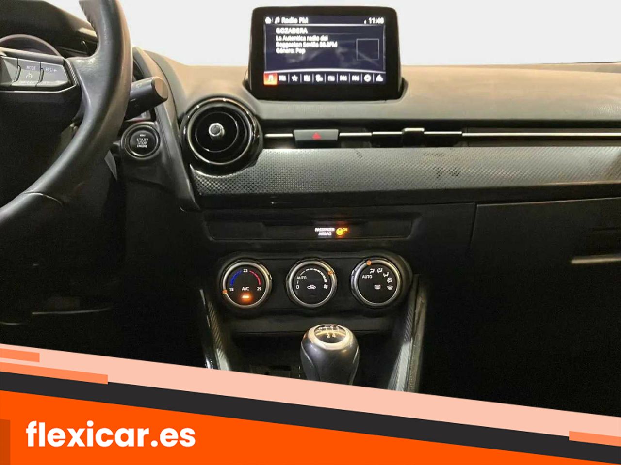 Foto Mazda Mazda2 17