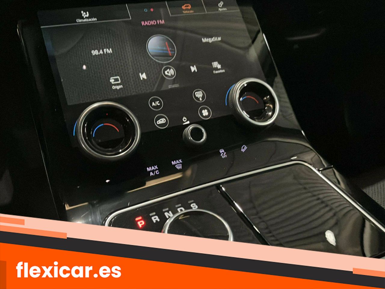 Foto Land-Rover Range Rover Velar 23