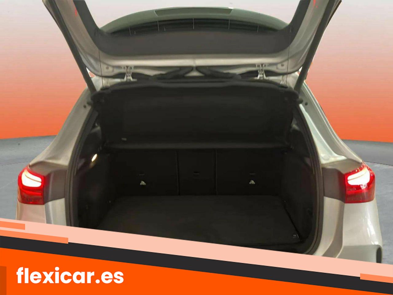 Foto Mercedes-Benz Clase GLA 10