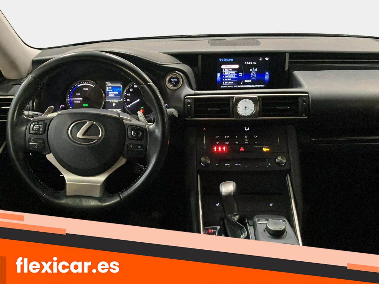 Foto Lexus IS 11
