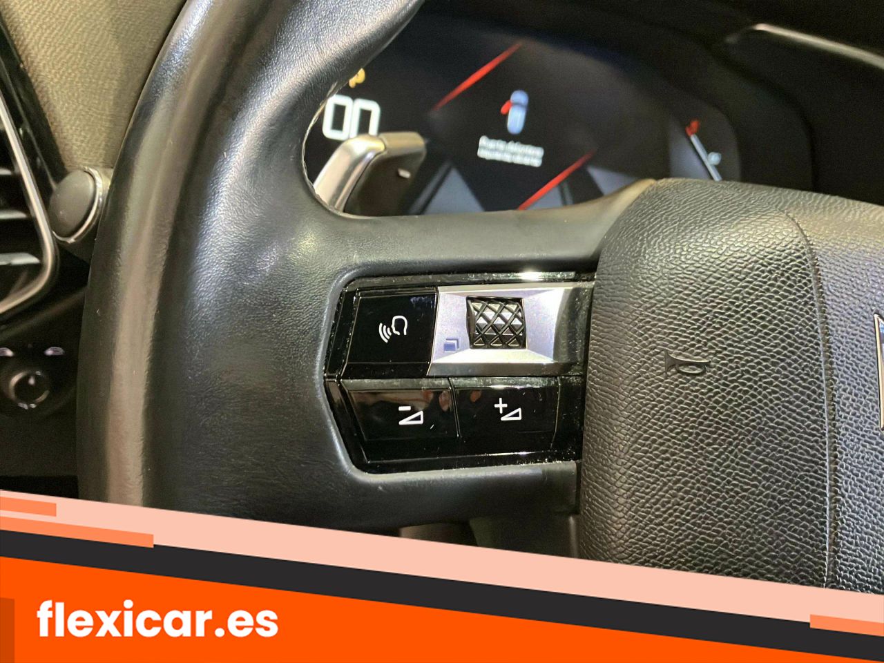 Foto DS Automobiles DS 7 14