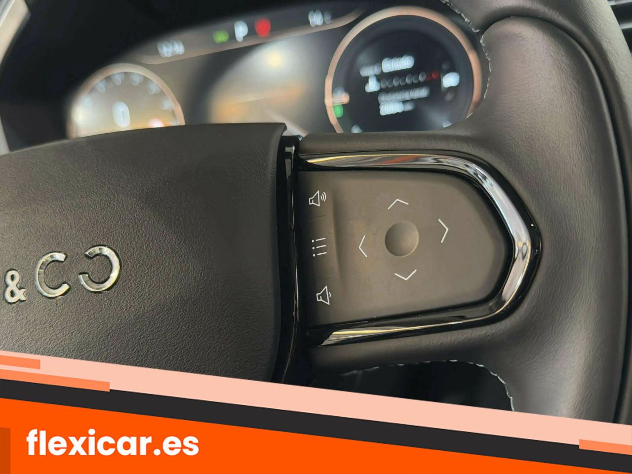 Foto LYNK&CO 01 16