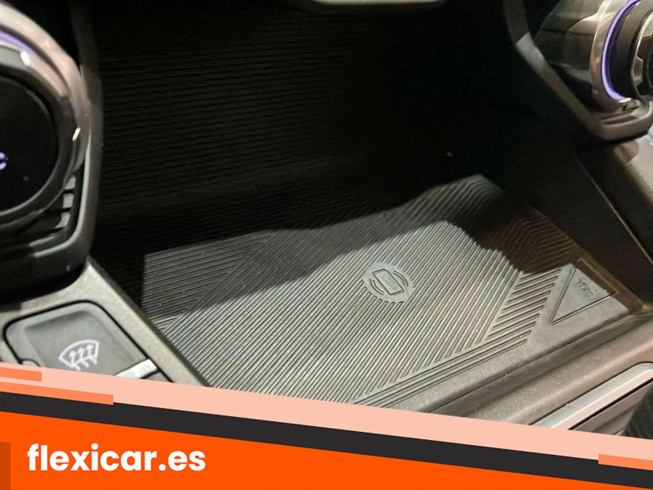 Foto LYNK&CO 01 23