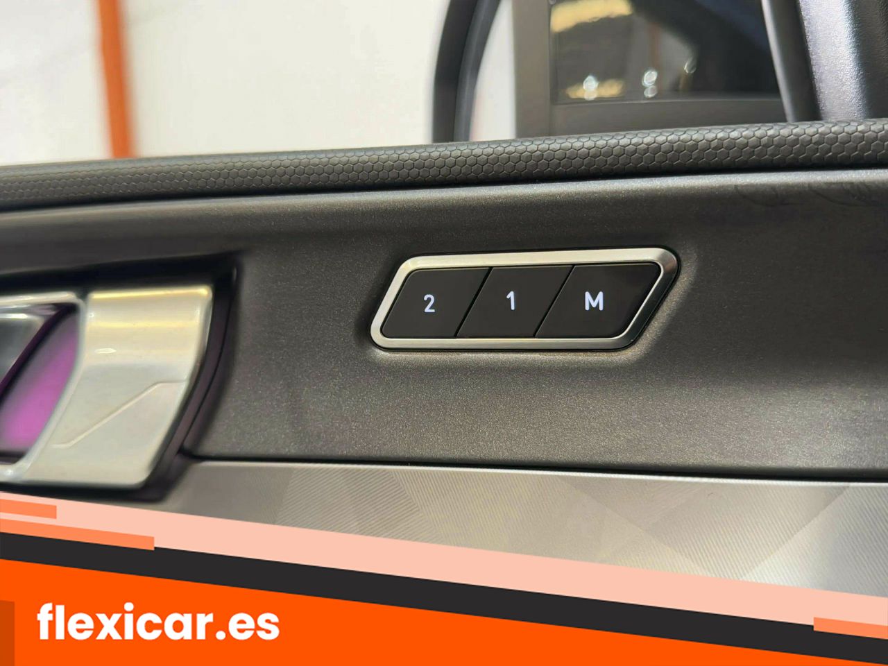 Foto LYNK&CO 01 26