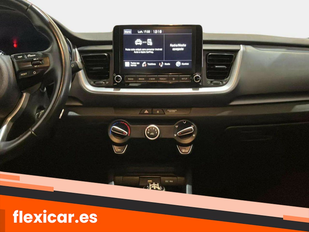 Foto Kia Stonic 12