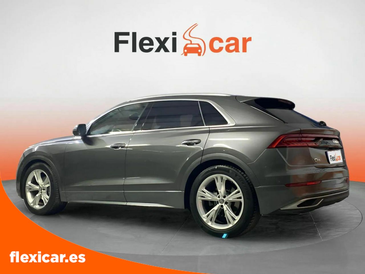 Foto Audi Q8 5