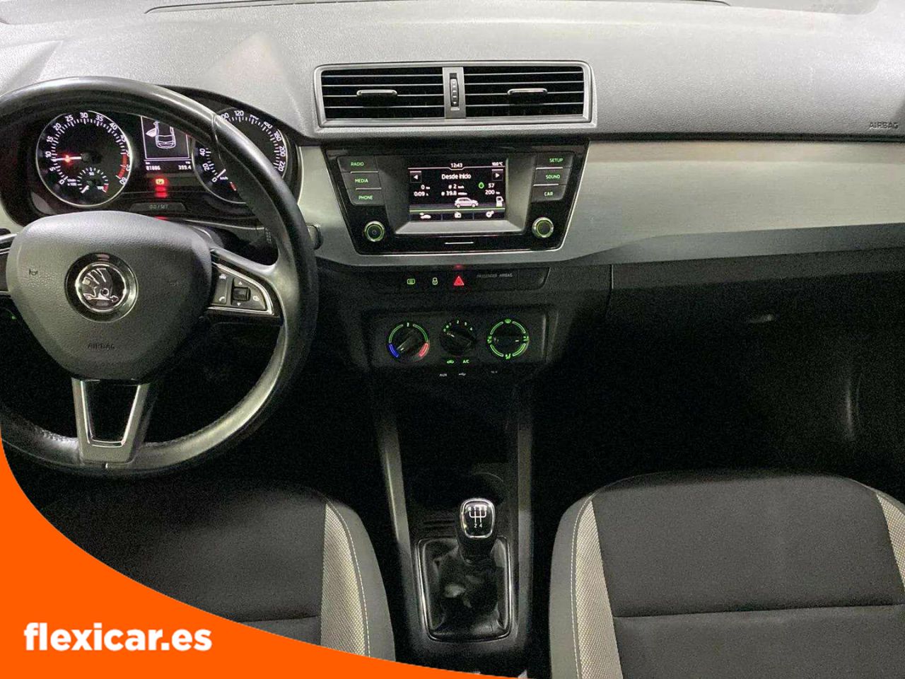 Foto Skoda Fabia 15