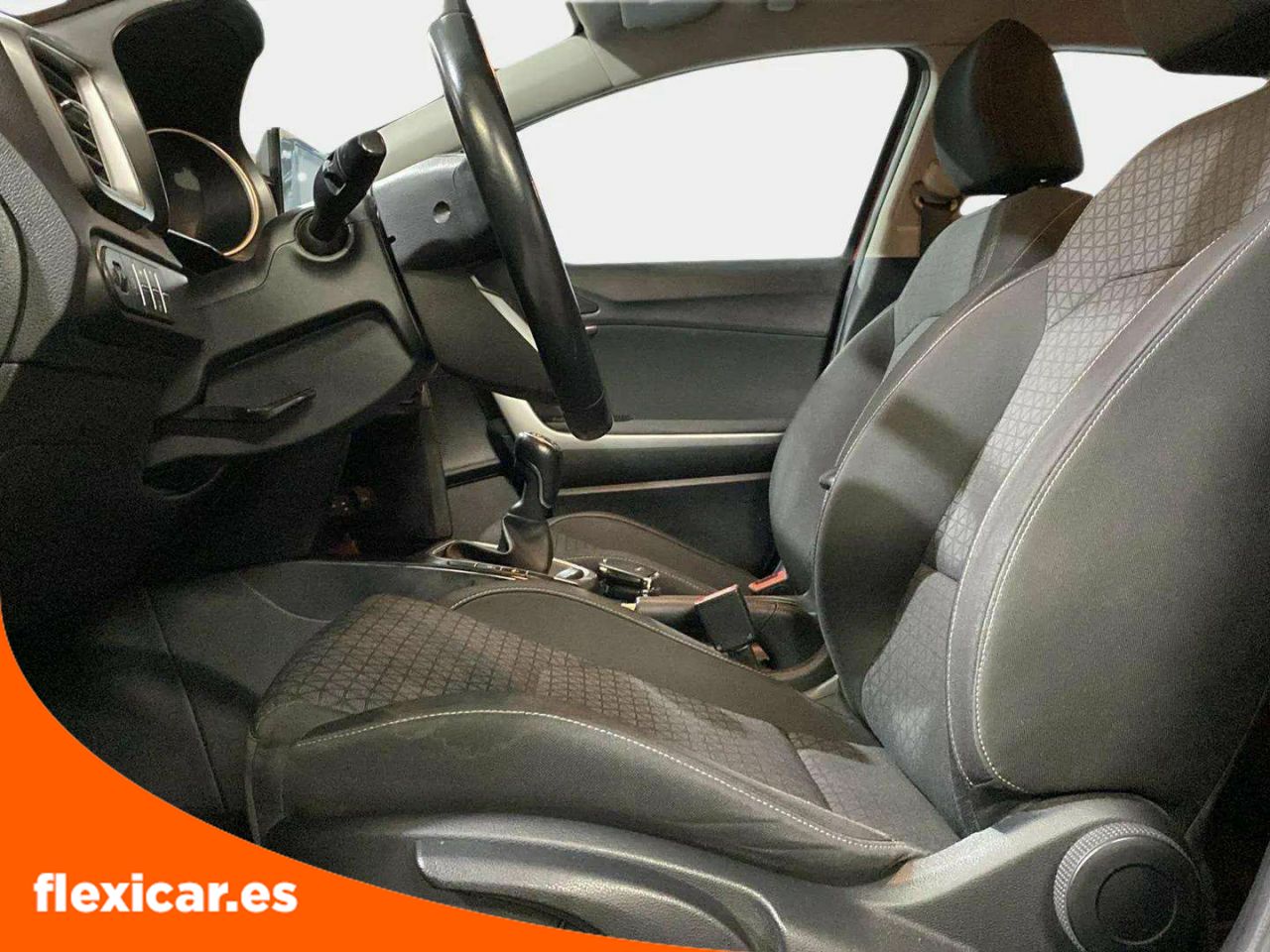 Foto Kia XCeed 11