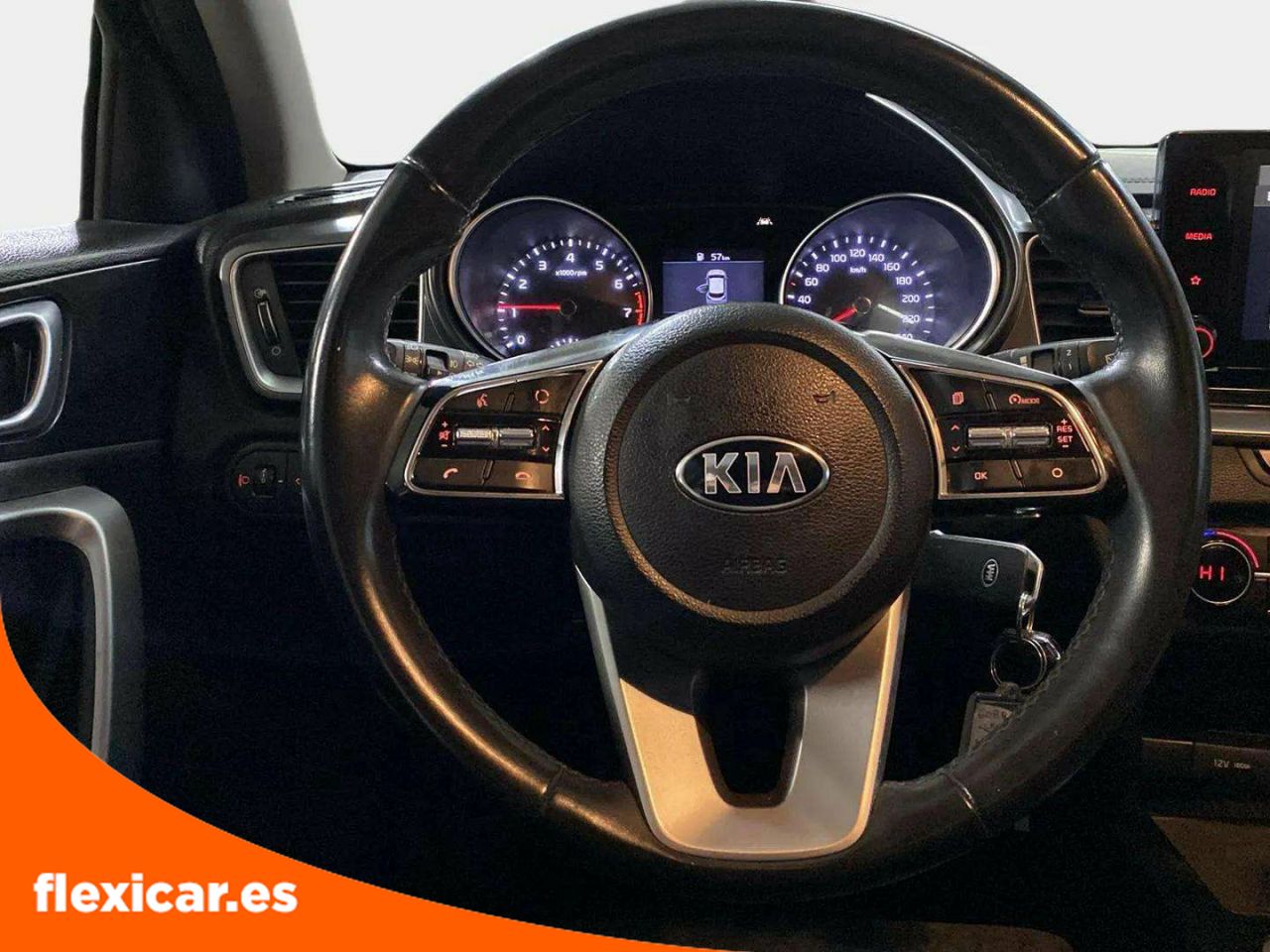 Foto Kia XCeed 19