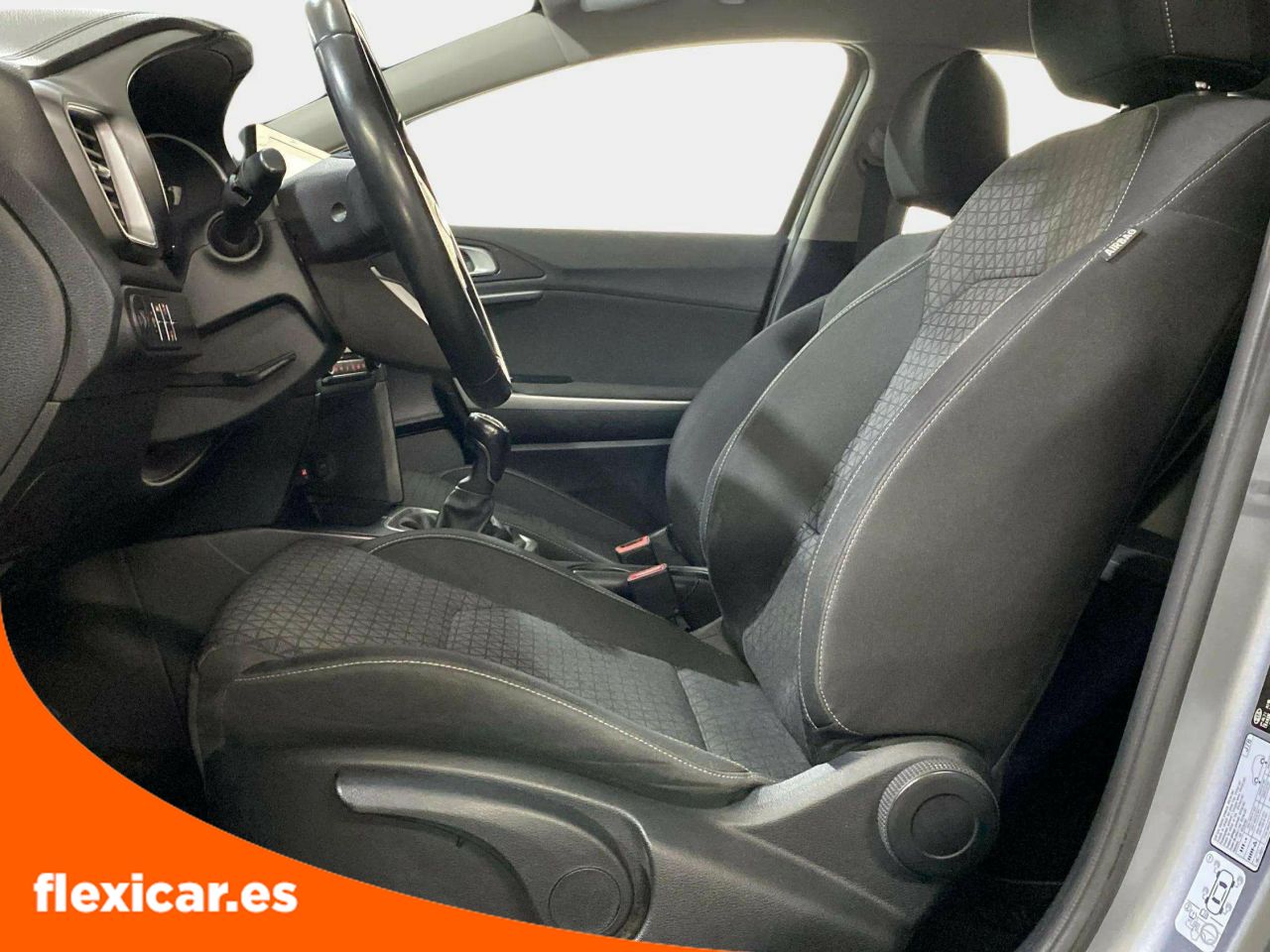 Foto Kia XCeed 11