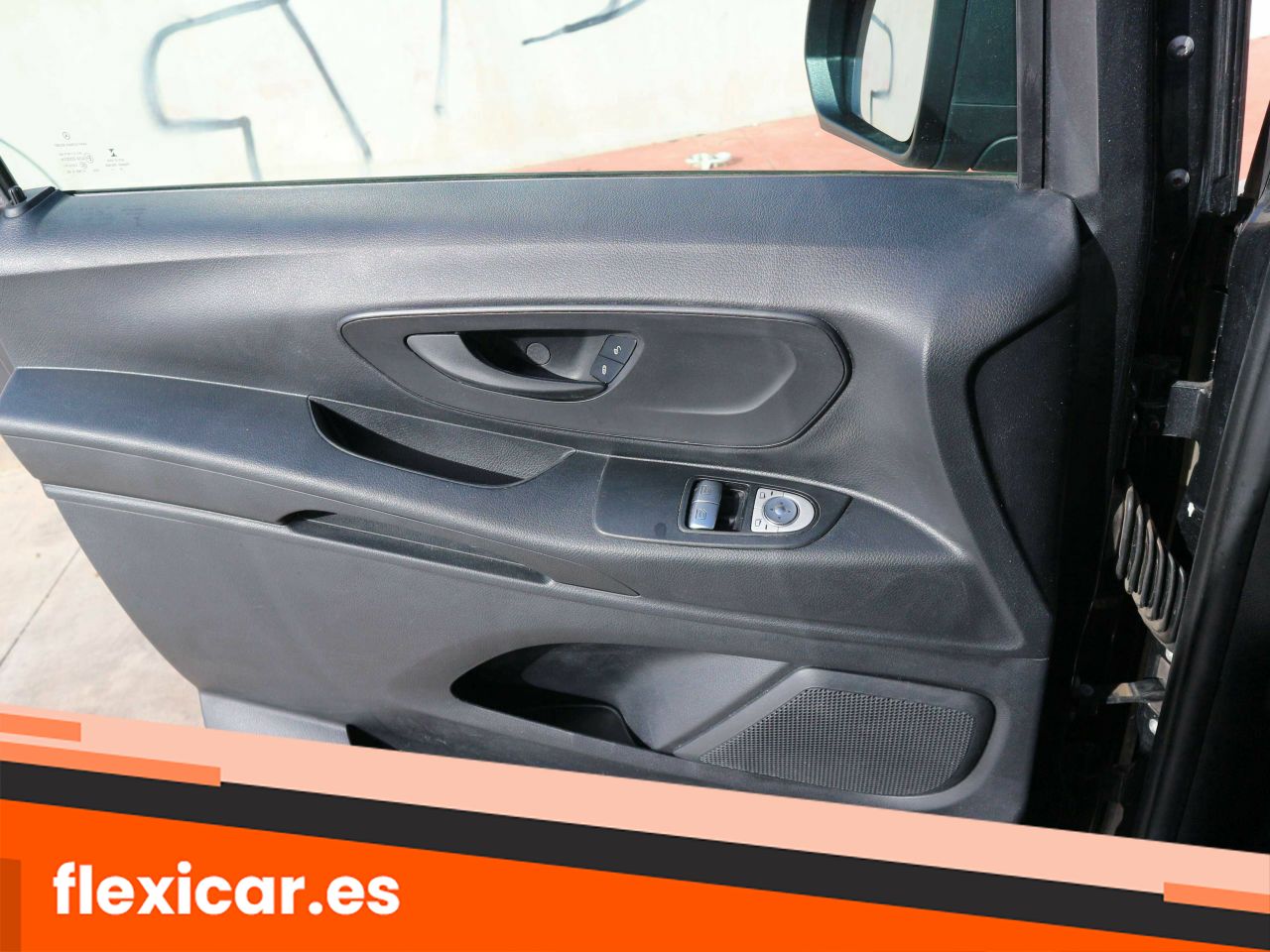 Foto Mercedes-Benz Vito 21