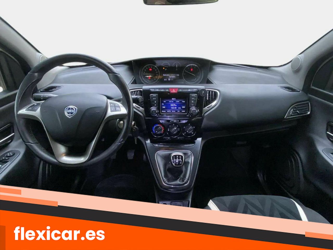 Foto Lancia Ypsilon 13